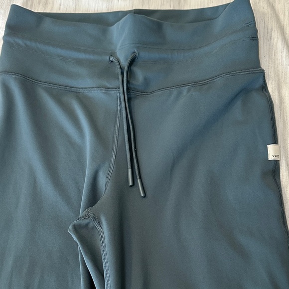 Vuori Pants - Vuori Women’s Daily WideLeg  Pants